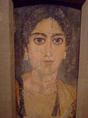 A Woman, Hawara, AD 180-195 (London, Petrie Museum, UC 45005)